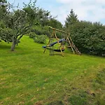 9 Person In Kortgarden 度假居 *