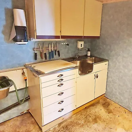 9 Person In Kortgarden Feriehus *