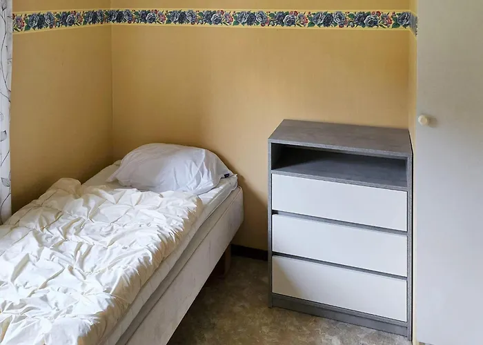 9 Person In Kortgarden Hébergement de vacances Skala