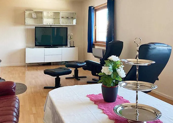9 Person In Kortgarden Skala